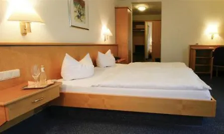 Konukevi Kurparkhotel Kleinod